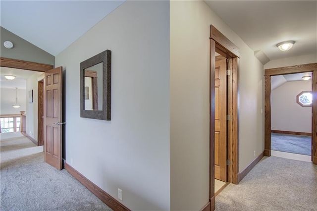 925 Bluffview Circle, Chippewa Falls, WI 54729