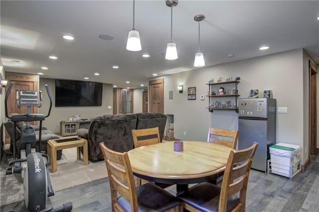 925 Bluffview Circle, Chippewa Falls, WI 54729