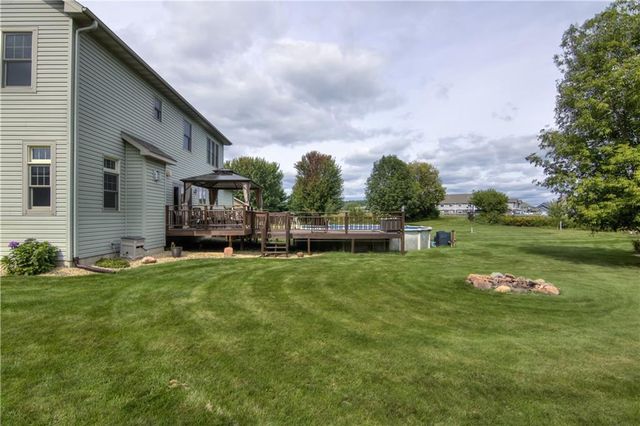 925 Bluffview Circle, Chippewa Falls, WI 54729