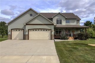 925 Bluffview Circle, Chippewa Falls, WI 54729