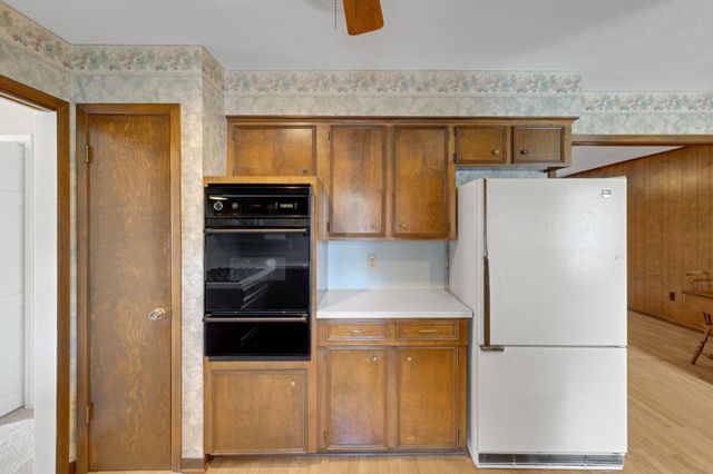 2206 Cedar Creek Drive, Baytown, TX 77520