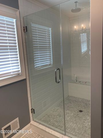 15 S Surf Road, Lavallette, NJ 08735