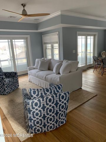 15 S Surf Road, Lavallette, NJ 08735