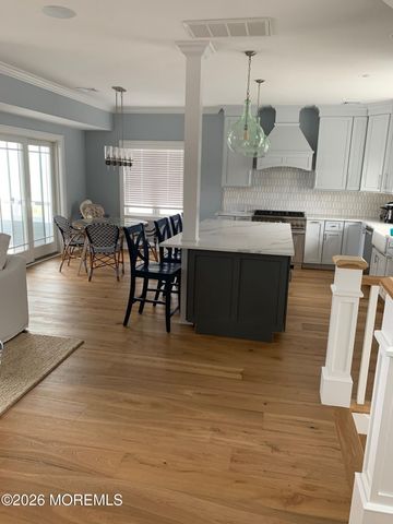 15 S Surf Road, Lavallette, NJ 08735