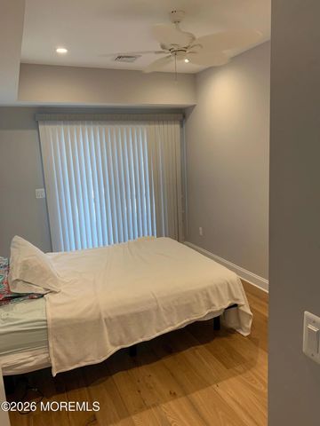 15 S Surf Road, Lavallette, NJ 08735