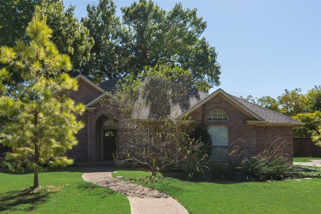 9628 Galway Drive, Dallas, TX 75218
