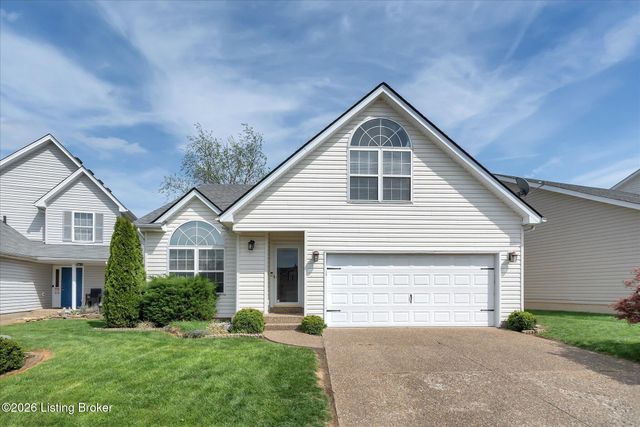 3907 Pinoak View Ct, Louisville, KY 40299