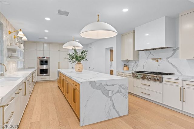 1705 Cypress Manor Drive, Henderson, NV 89012