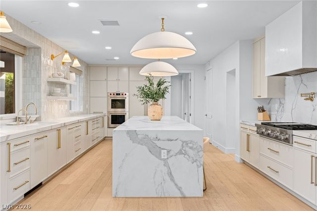 1705 Cypress Manor Drive, Henderson, NV 89012