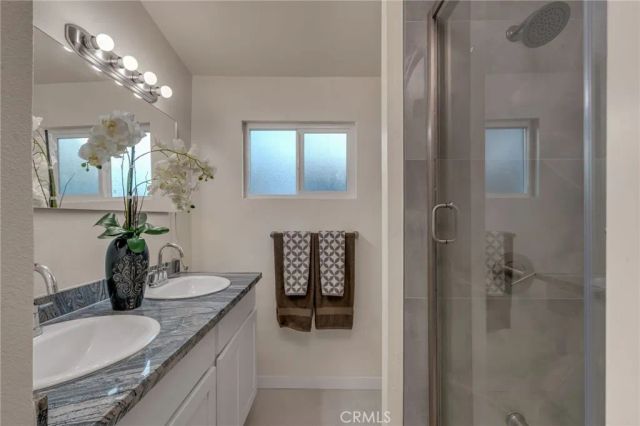 1048 Dexter Street, Los Angeles, CA 90042