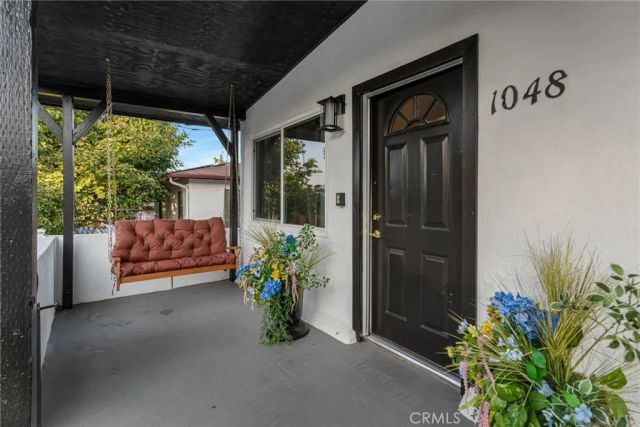 1048 Dexter Street, Los Angeles, CA 90042