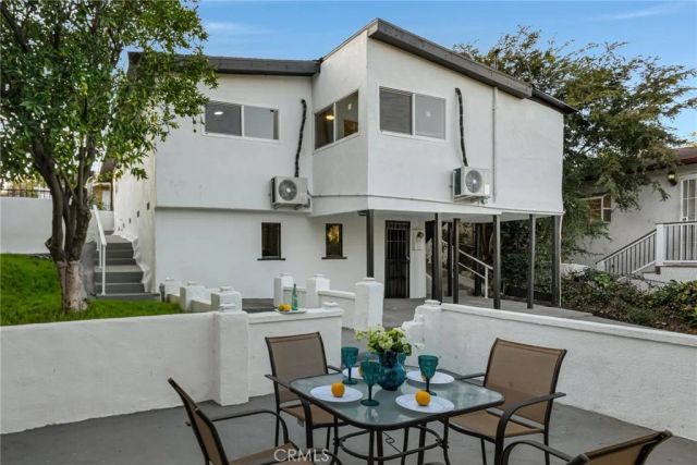 1048 Dexter Street, Los Angeles, CA 90042