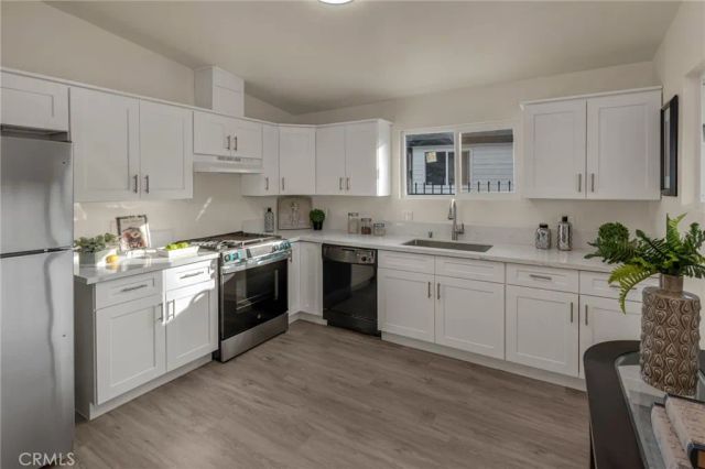 1048 Dexter Street, Los Angeles, CA 90042