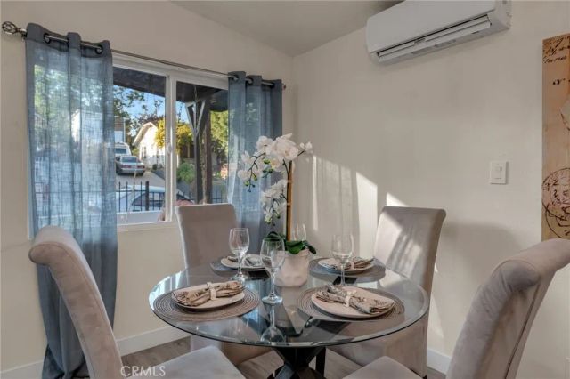 1048 Dexter Street, Los Angeles, CA 90042