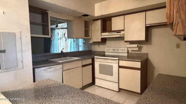 59 Tilia Court, Hamilton, NJ 08690