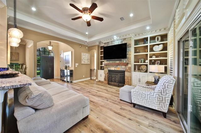 22235 Tomball Cemetery Road, Tomball, TX 77377