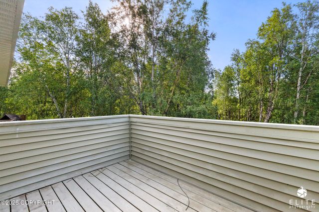 5020 N Ahina Circle, Wasilla, AK 99654