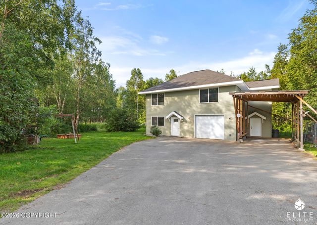 5020 N Ahina Circle, Wasilla, AK 99654