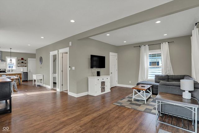 827 E Minnesota Street, Indianapolis, IN 46203