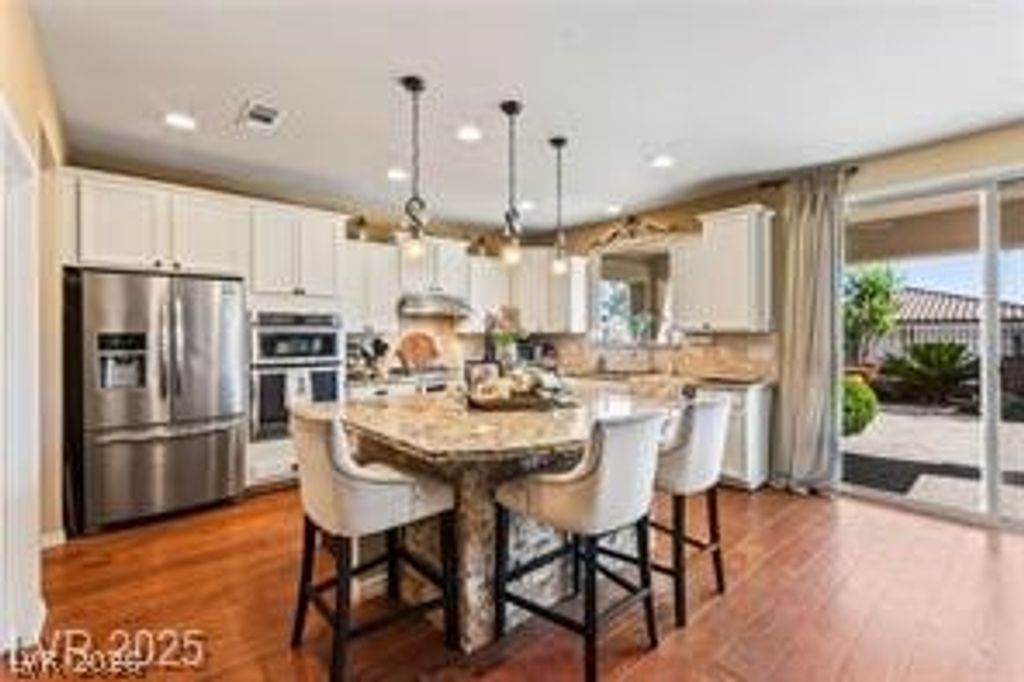 Image 18 of property listing at 12245 Olivetta Court, Las Vegas, NV 89138