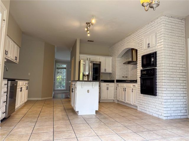 11295 Vedrines Drive, Johns Creek, GA 30022
