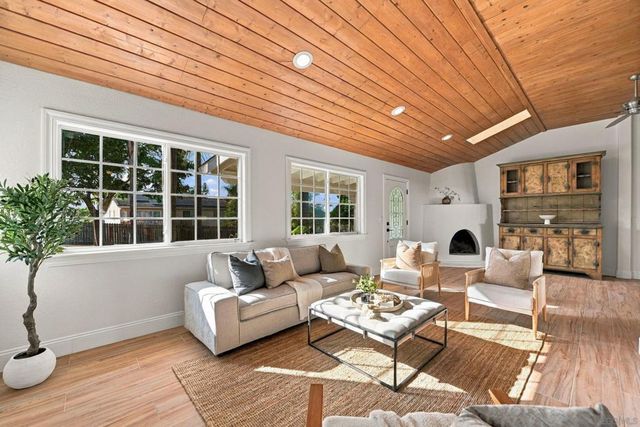 3350 Descanso Ave., San Marcos, CA 92078