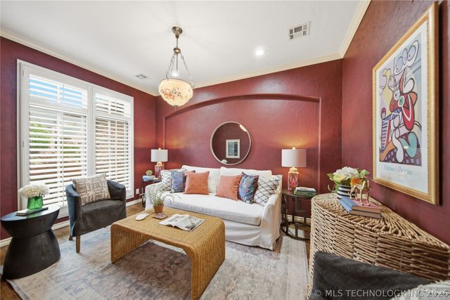 9406 S Sandusky Place, Tulsa, OK 74137