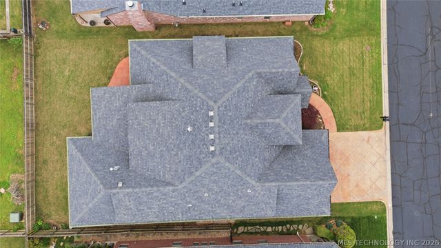 9406 S Sandusky Place, Tulsa, OK 74137