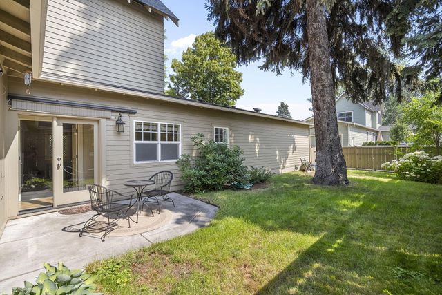 891 NE Wiest Way, Bend, OR 97701