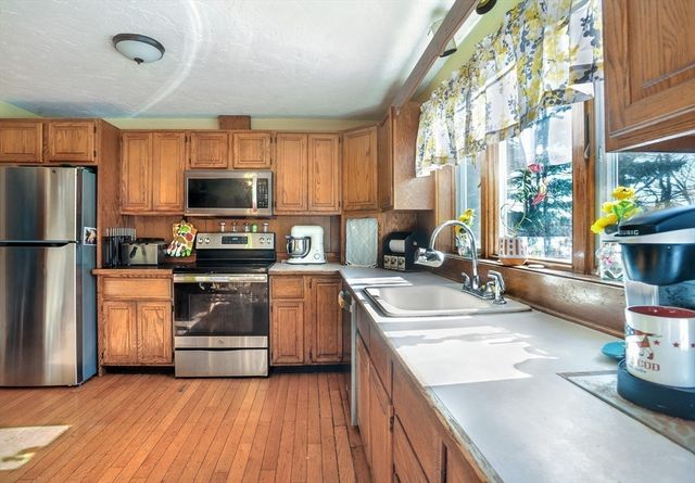 108 Bryant St, West Bridgewater, MA 02379