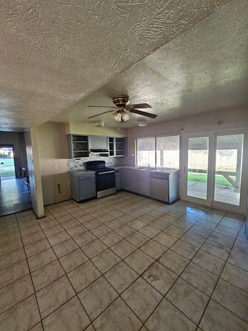 5643 Condon Lane, Houston, TX 77053