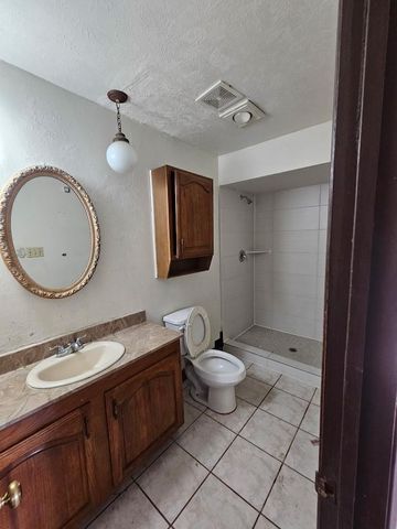5643 Condon Lane, Houston, TX 77053