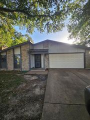 5643 Condon Lane, Houston, TX 77053