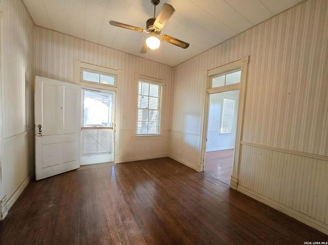 530 Doeppenschmidt, New Braunfels, TX 78132