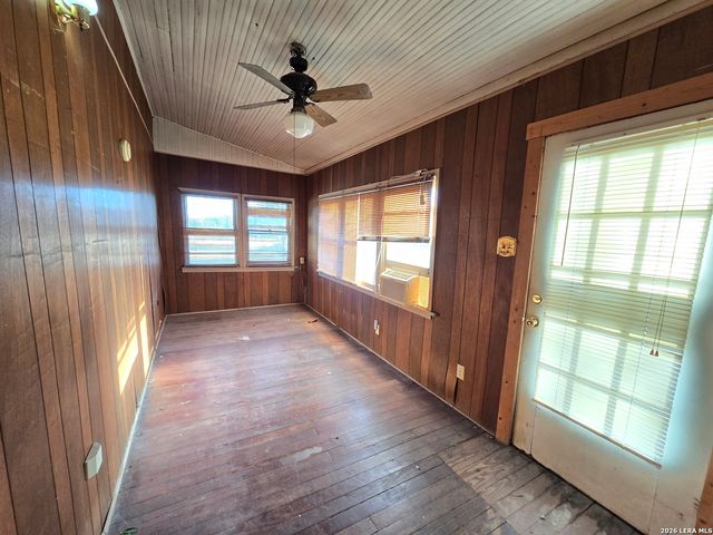 530 Doeppenschmidt, New Braunfels, TX 78132