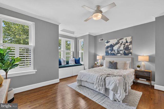 641 11TH ST NE, Washington, DC 20002