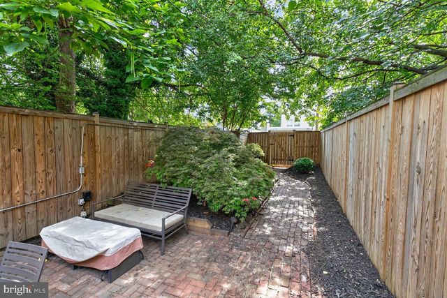 641 11TH ST NE, Washington, DC 20002