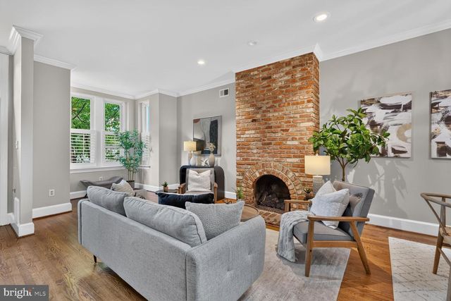 641 11TH ST NE, Washington, DC 20002