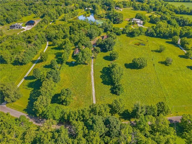 13424 Henson Road, Holt, MO 64048