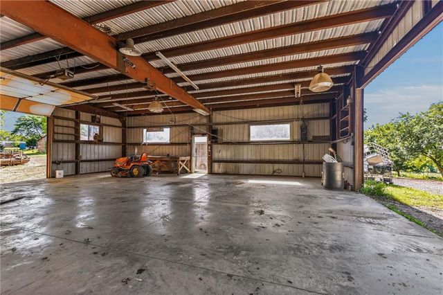 13424 Henson Road, Holt, MO 64048
