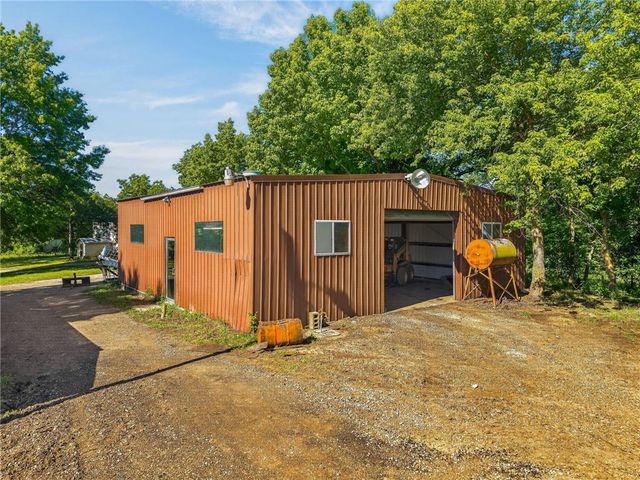 13424 Henson Road, Holt, MO 64048