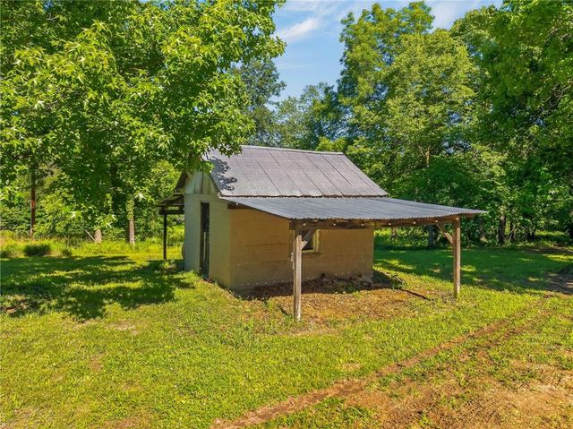 13424 Henson Road, Holt, MO 64048
