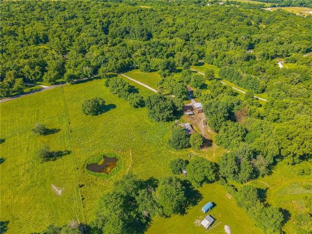 13424 Henson Road, Holt, MO 64048