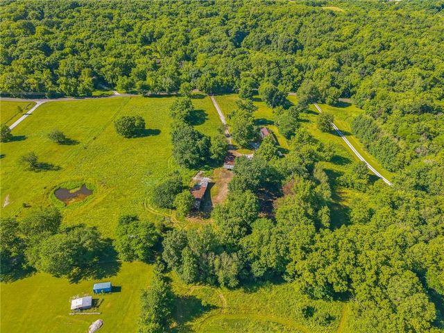 13424 Henson Road, Holt, MO 64048