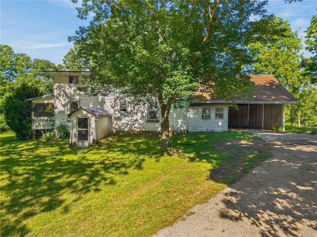 13424 Henson Road, Holt, MO 64048
