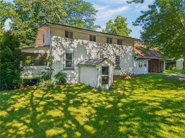 13424 Henson Road, Holt, MO 64048