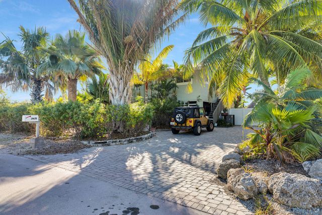 29678 Constitution Avenue, Big Pine Key, FL 33043
