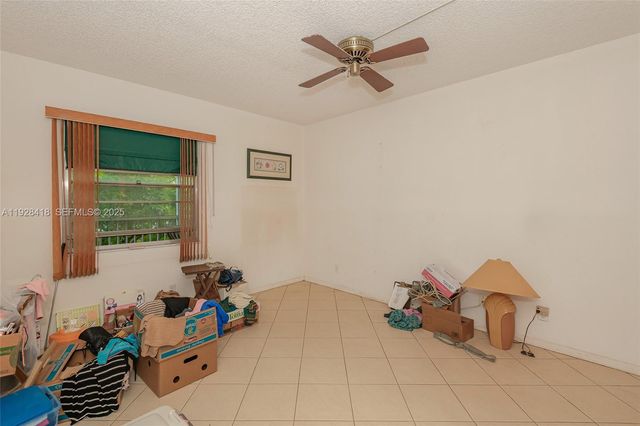 13450 SW 3rd St 306D, Pembroke Pines, FL 33027