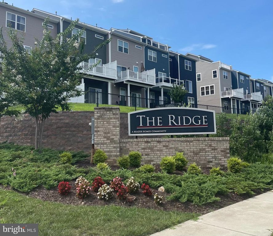 7047 FOX GLOVE LN, Hanover, MD 21076