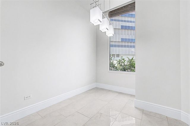2877 Paradise Road 104, Las Vegas, NV 89109